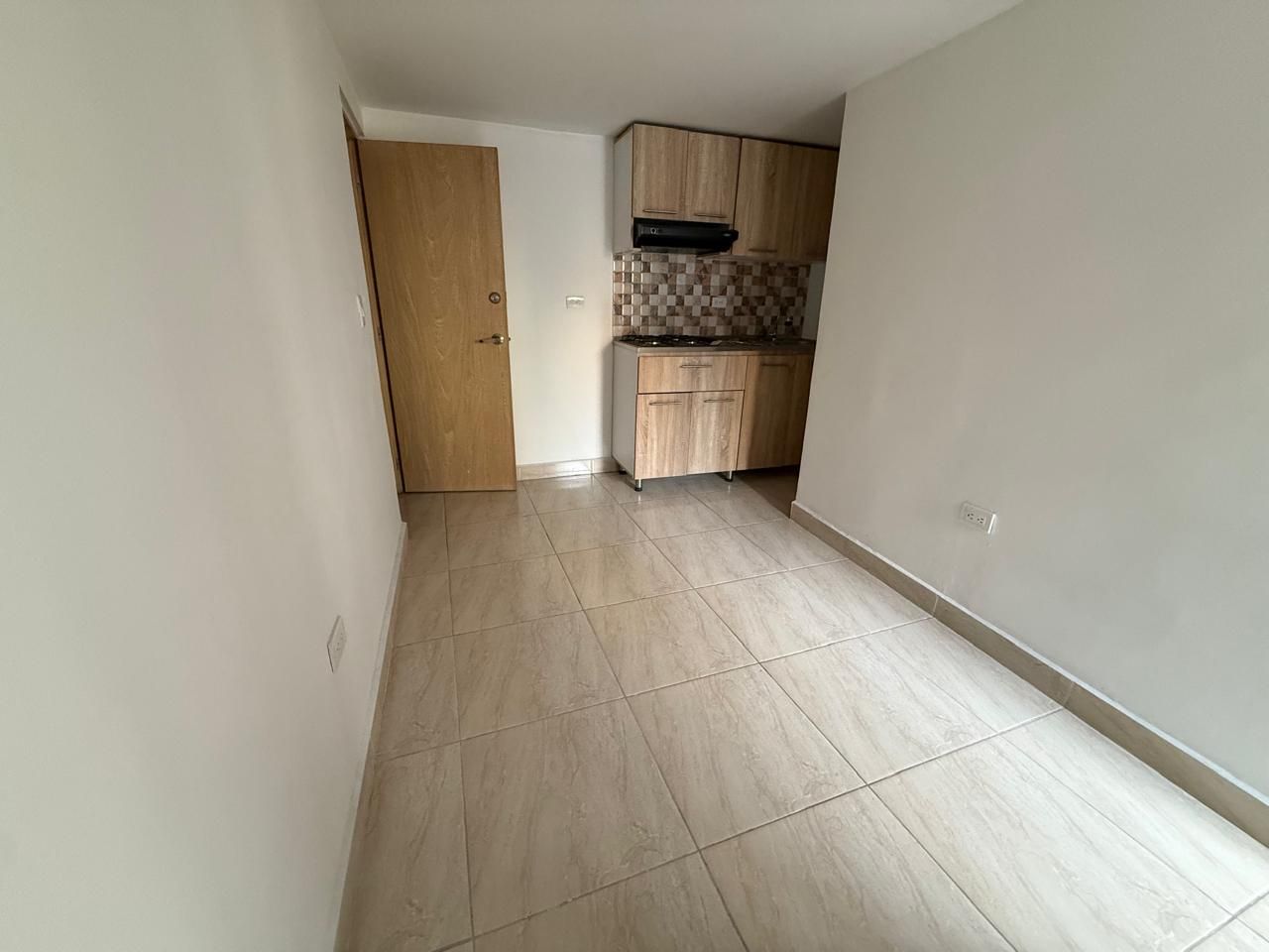 Apartamento en arriendo Antioquia Medellín Bombona No1 40 m2 Habitaciones 1 Baños 1 Garajes 0 Precio $1100000