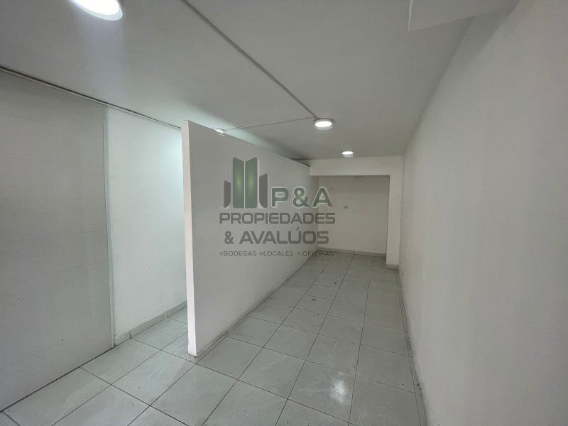 Local en arriendo Antioquia Medellín Suramericana 30 m2 Habitaciones 0 Baños 1 Garajes 0 Precio $1800000