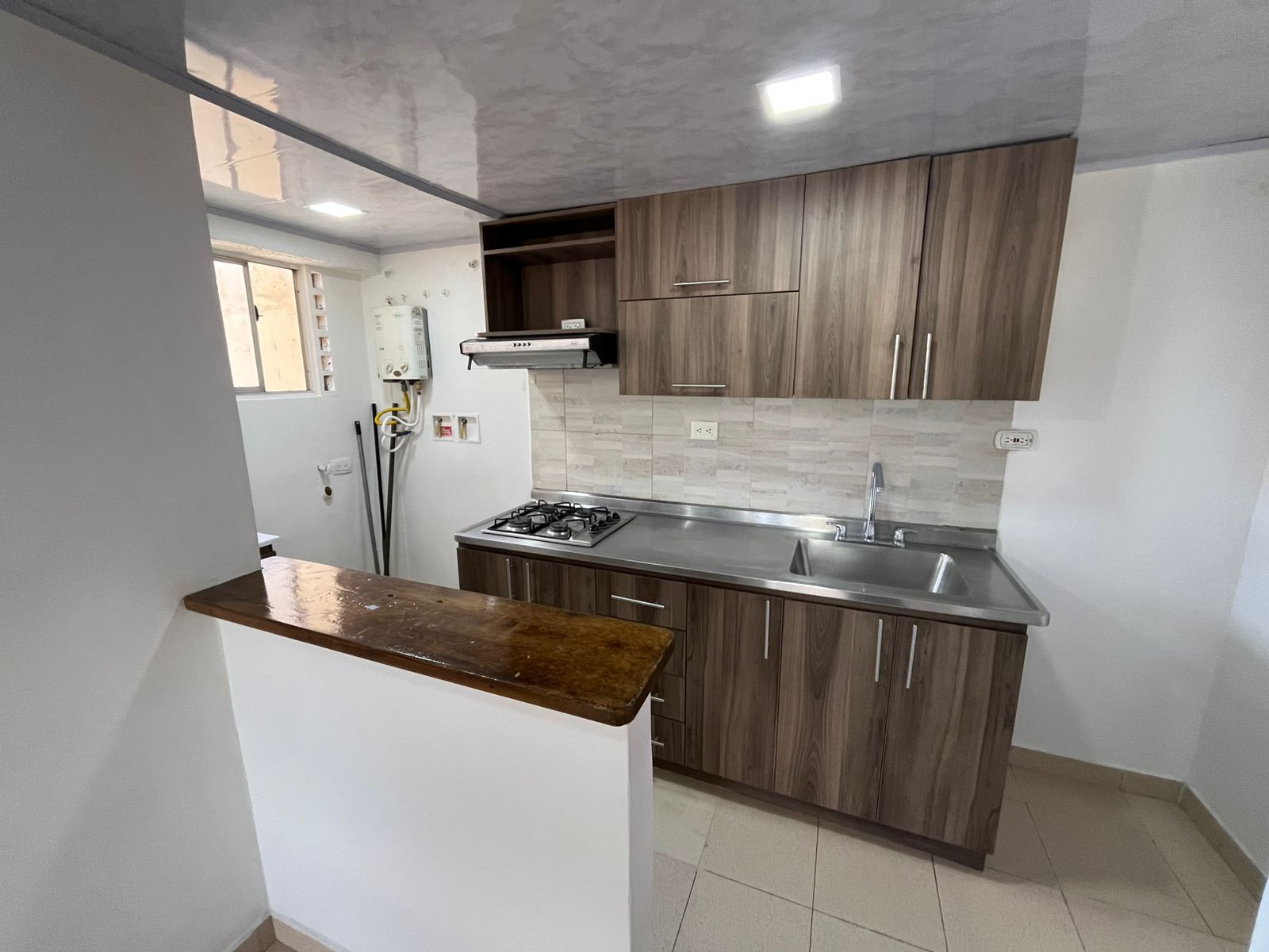 Apartamento en venta Antioquia Medellín Chile 58 m2 Habitaciones 3 Baños 2 Garajes 1 Precio $445000000