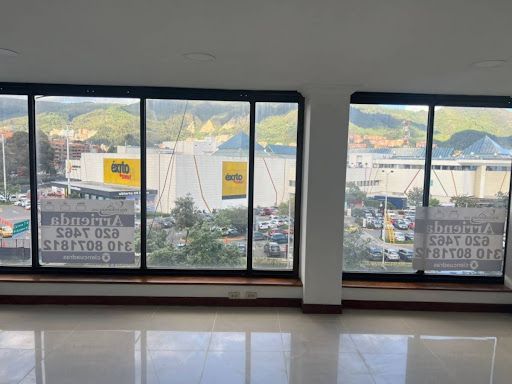 Oficina en arriendo Cundinamarca Bogotá Santa Barbara Occidental 30 m2 Habitaciones 0 Baños 1 Garajes 1 Precio $2060000