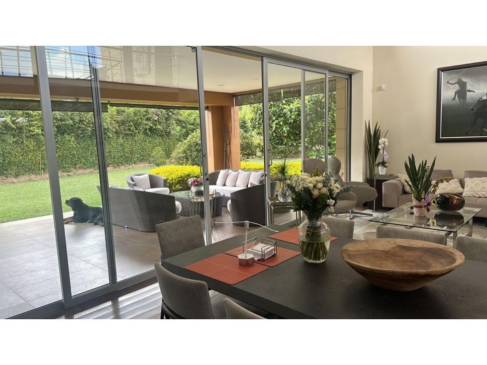 Finca en venta Antioquia Rionegro Gualanday 2970 m2 Habitaciones 4 Baños 4 Garajes 1 Precio $3650000000