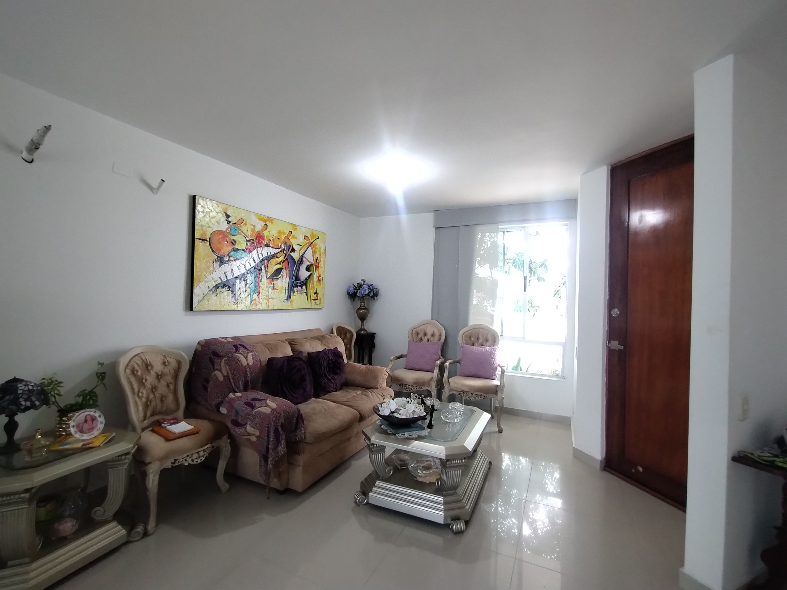 Casa en arriendo o venta Atlántico Barranquilla Romance 120 m2 Habitaciones 3 Baños 3 Garajes 1 Precio venta $525000000 Precio arriendo $3500000