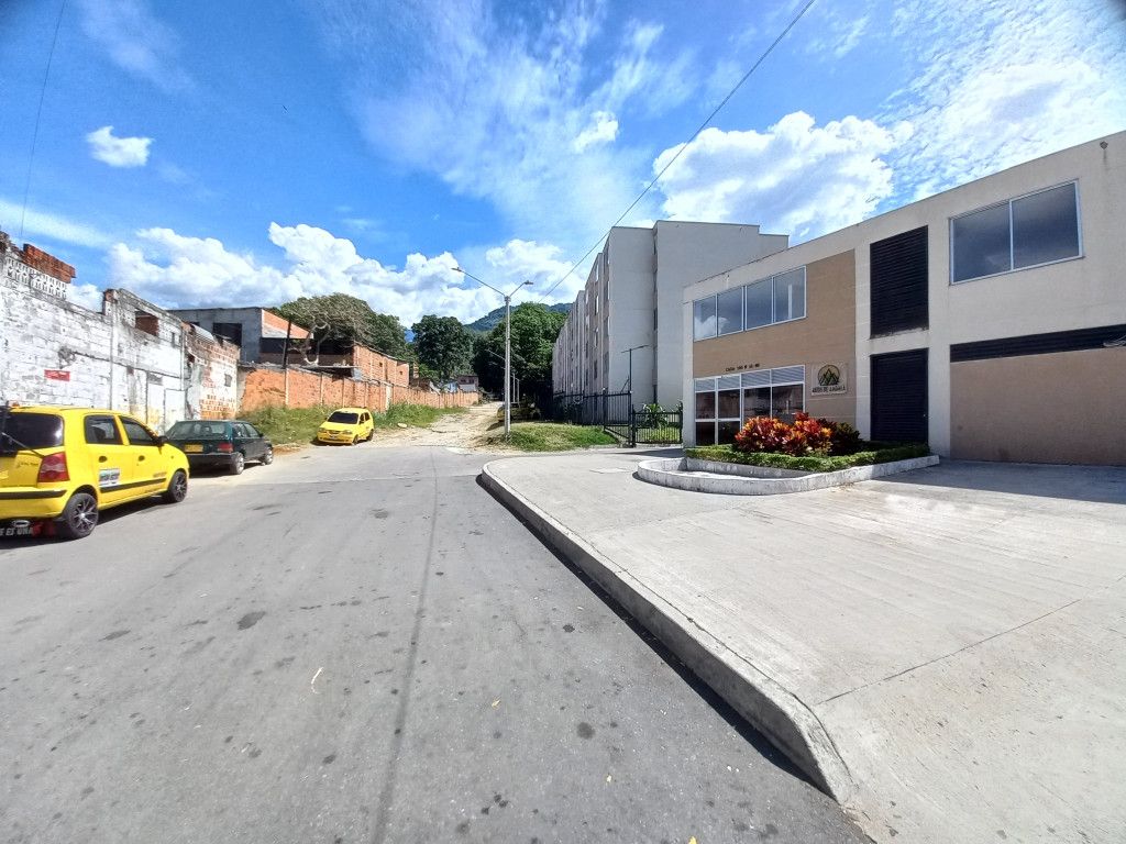 Apartamento en arriendo Tolima Ibagué El Salado 42 m2 Habitaciones 3 Baños 1 Garajes 0 Precio $800000