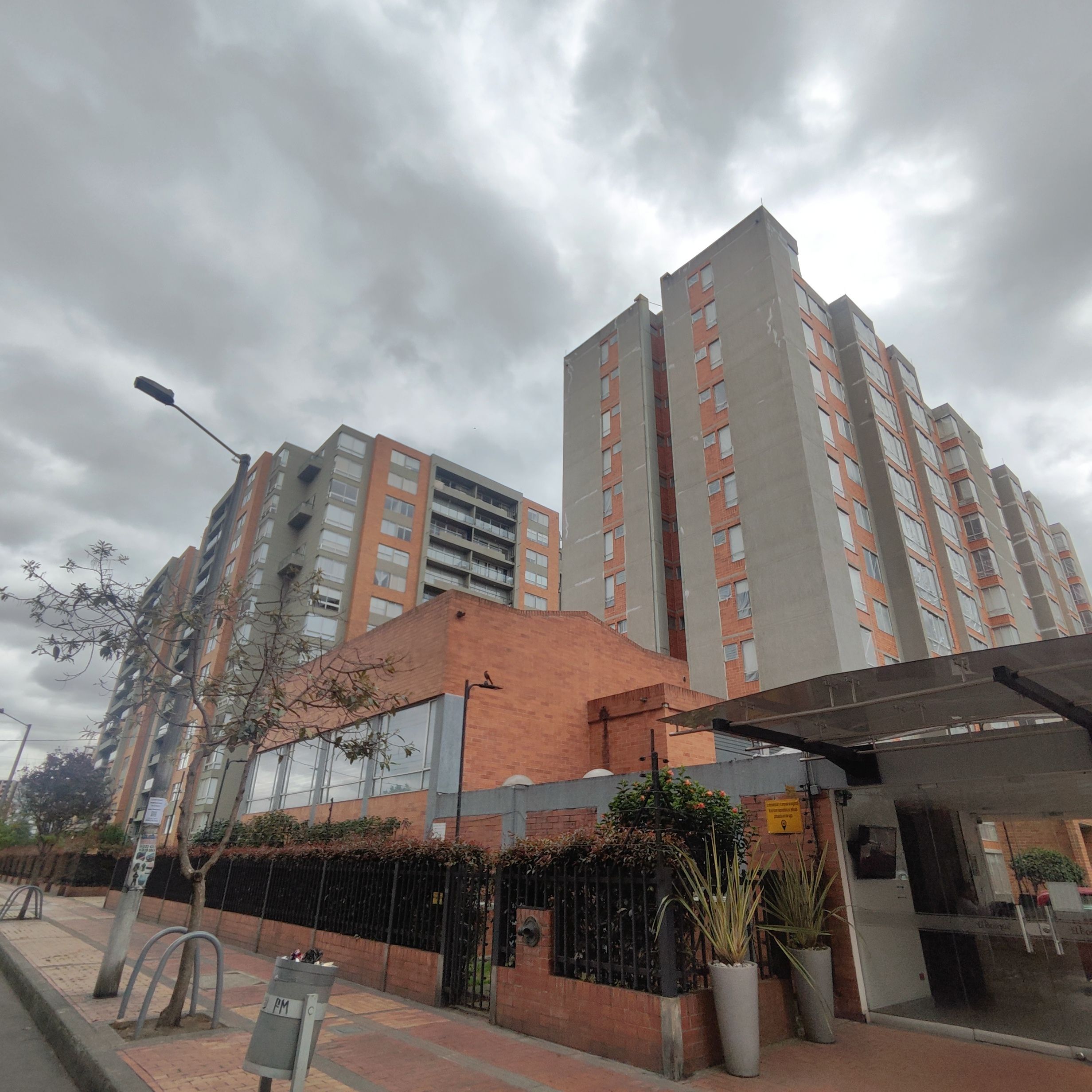 Apartamento en venta Cundinamarca Bogotá Cjr El Bosque 58 m2 Habitaciones 3 Baños 2 Garajes 1 Precio $400000000