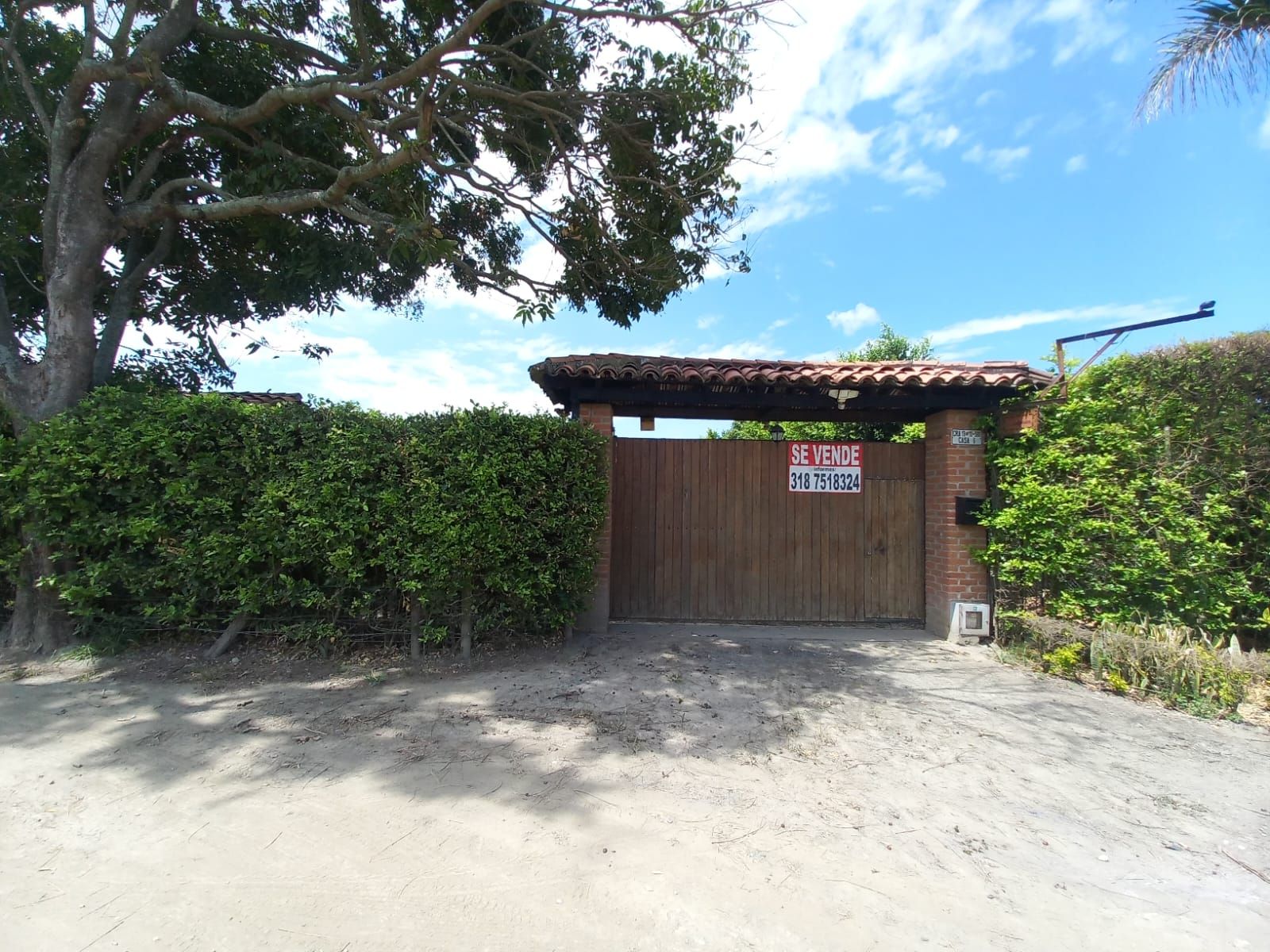 Finca en venta Valle Del Cauca Palmira Portales Del Recreo 1612 m2 Habitaciones 4 Baños 4 Garajes 4 Precio $980000000