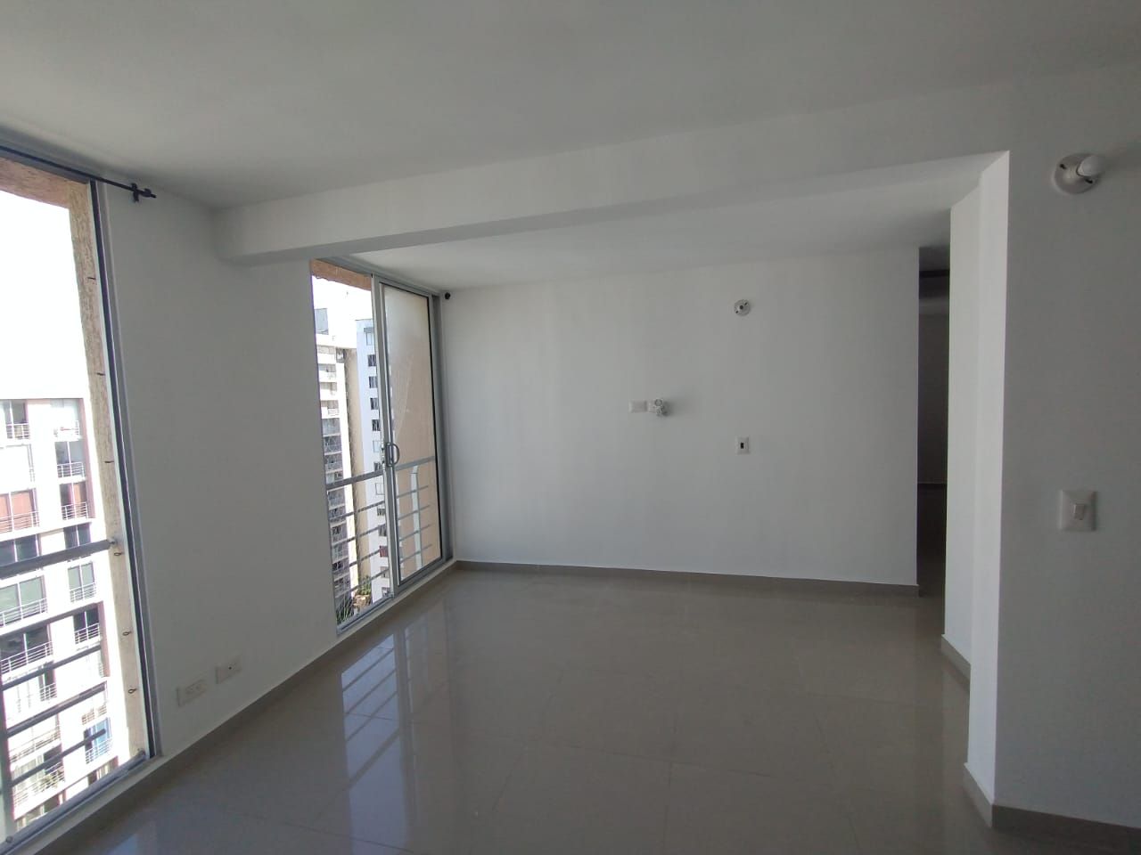Apartamento en arriendo o venta Atlántico Barranquilla Paraiso 58 m2 Habitaciones 2 Baños 2 Garajes 1 Precio venta $230000000 Precio arriendo $2000000