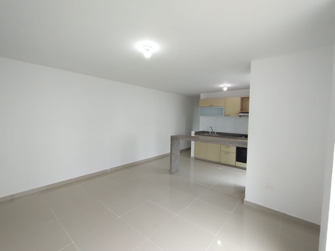 Apartamento en arriendo o venta Atlántico Barranquilla Altamira 70 m2 Habitaciones 2 Baños 2 Garajes 1 Precio venta $310000000 Precio arriendo $2800000