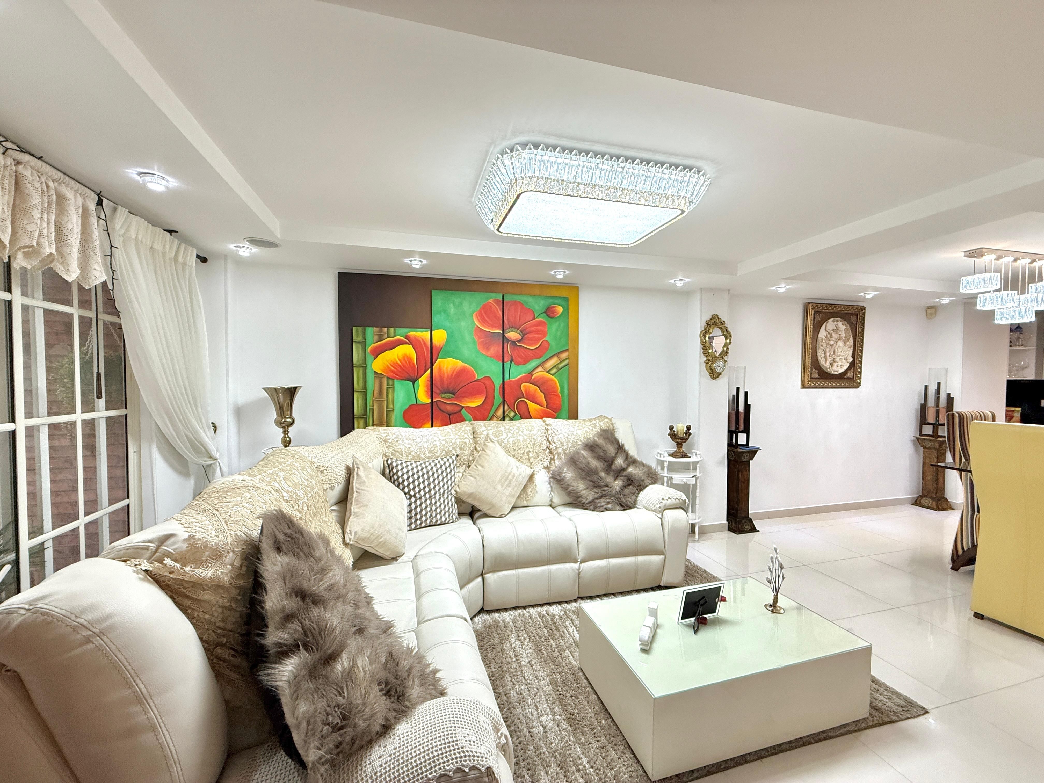 Casa en venta Risaralda Pereira Pinares De San Martin 180 m2 Habitaciones 3 Baños 3 Garajes 2 Precio $960000000