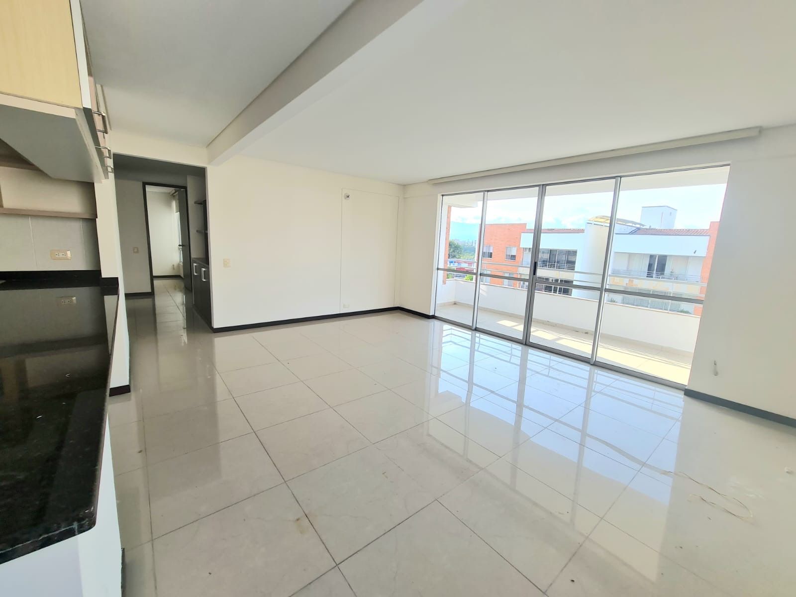 Apartamento en venta Valle Del Cauca Cali Parcelaciones Pance 125 m2 Habitaciones 3 Baños 3 Garajes 2 Precio $650000000