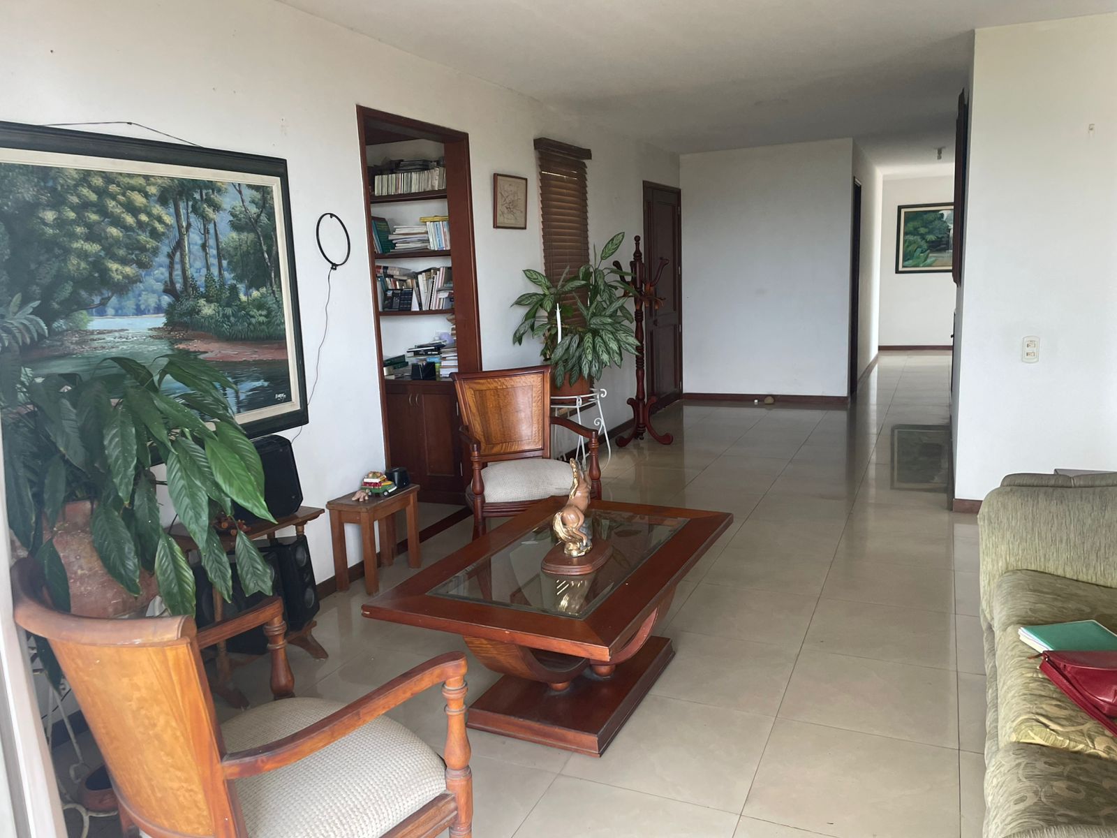 Apartamento en venta Valle Del Cauca Cali Urbanización Ciudad Jardín 226 m2 Habitaciones 4 Baños 6 Garajes 2 Precio $1550000000