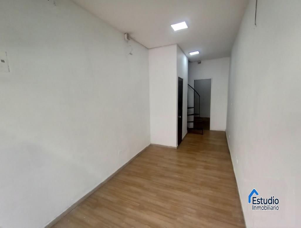 Local Comercial en arriendo Antioquia Medellín Alejandro Echavarria 40 m2 Habitaciones 0 Baños 1 Garajes 0 Precio $1900000
