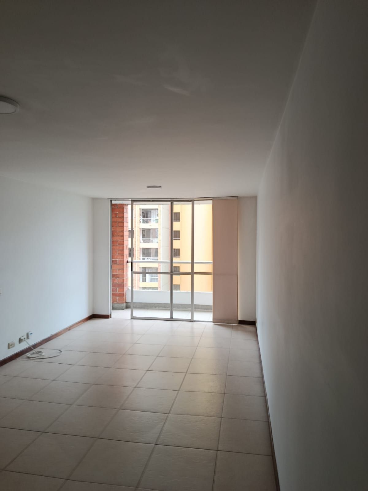 Apartamento en arriendo Antioquia Medellín La Aguacatala 74 m2 Habitaciones 2 Baños 2 Garajes 1 Precio $3300000