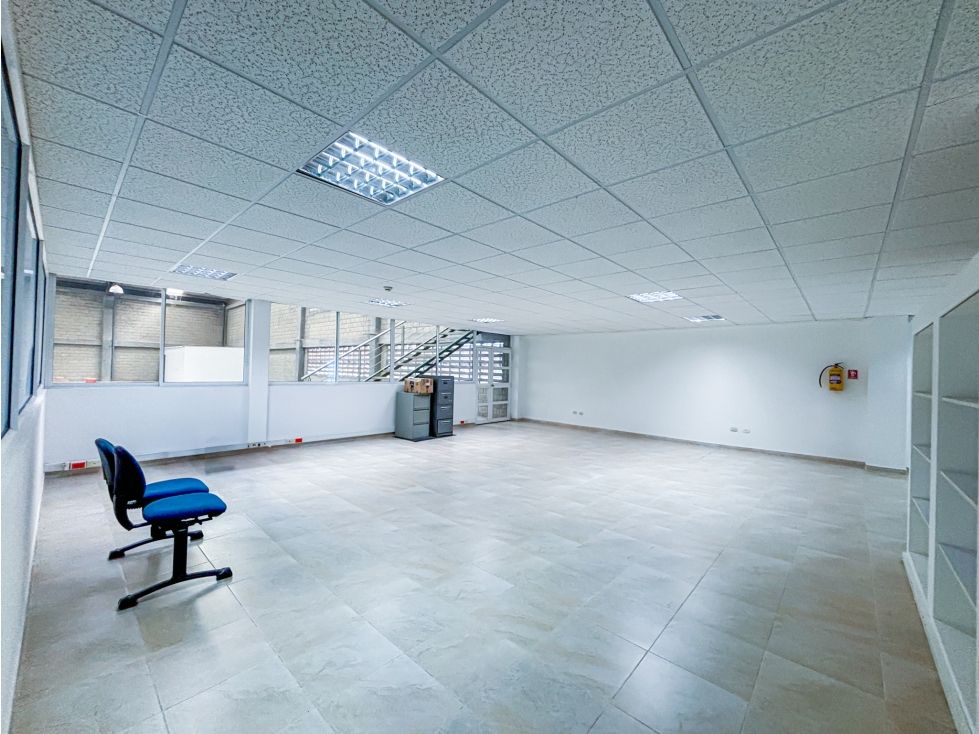 Bodega en arriendo o venta Bolívar Cartagena El Bosque 2843 m2 Habitaciones 0 Baños 5 Garajes 10 Precio venta $22000000000 Precio arriendo $100000000