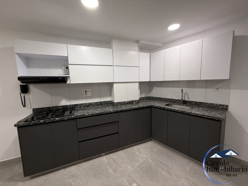 Apartamento en arriendo Antioquia Envigado La Paz 115 m2 Habitaciones 3 Baños 2 Garajes 1 Precio $2800000