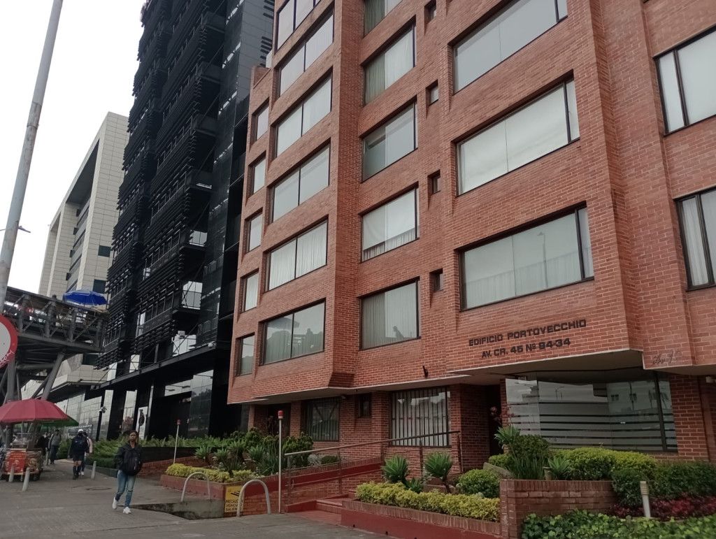 Edificio en venta Cundinamarca Bogotá Chico Norte Et Iii 4153 m2 Habitaciones 0 Baños 1 Garajes 33 Precio $21000000000