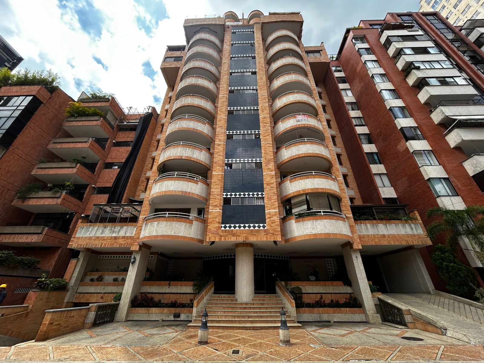 Apartamento en arriendo Santander Bucaramanga Cabecera Del Llano 160 m2 Habitaciones 3 Baños 3 Garajes 2 Precio $3400000