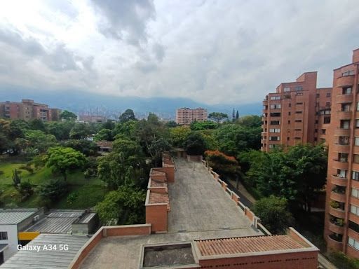 Apartamento en arriendo Antioquia Envigado Jardines 80 m2 Habitaciones 2 Baños 1 Garajes 1 Precio $3000000