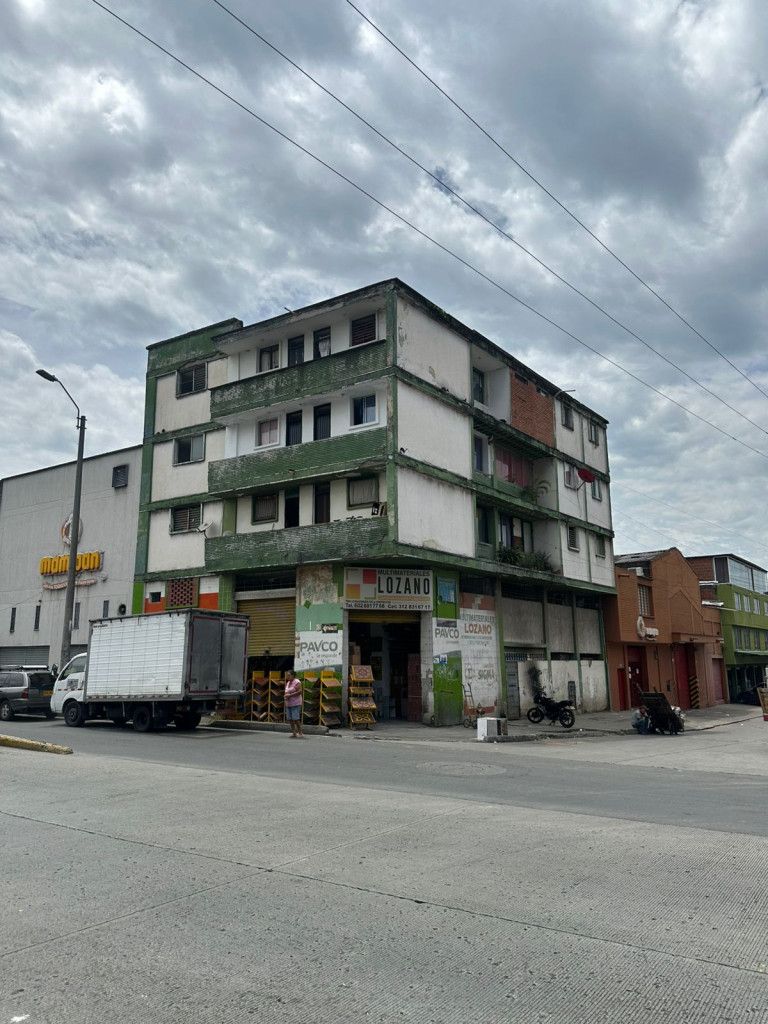 Edificio en venta Valle Del Cauca Cali Sucre 806 m2 Habitaciones 0 Baños 4 Garajes 0 Precio $1100000000