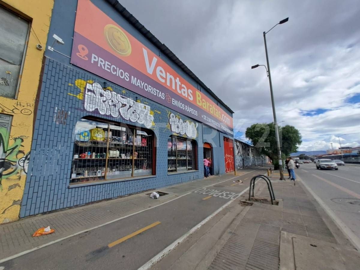 Bodega en venta Cundinamarca Bogotá Ricaurte 1200 m2 Habitaciones 0 Baños 4 Garajes 1 Precio $12000000000