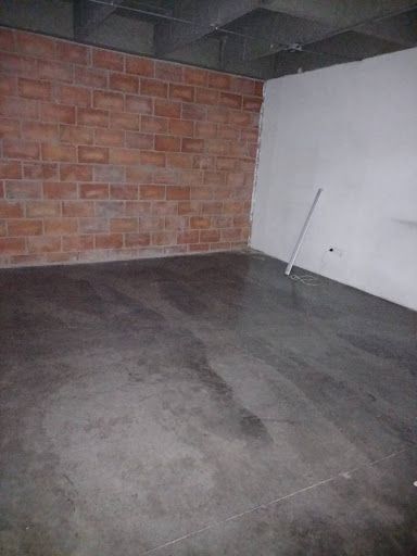 Bodega en arriendo Antioquia Medellín La Candelaria 43 m2 Habitaciones 0 Baños 1 Garajes 0 Precio $2558000