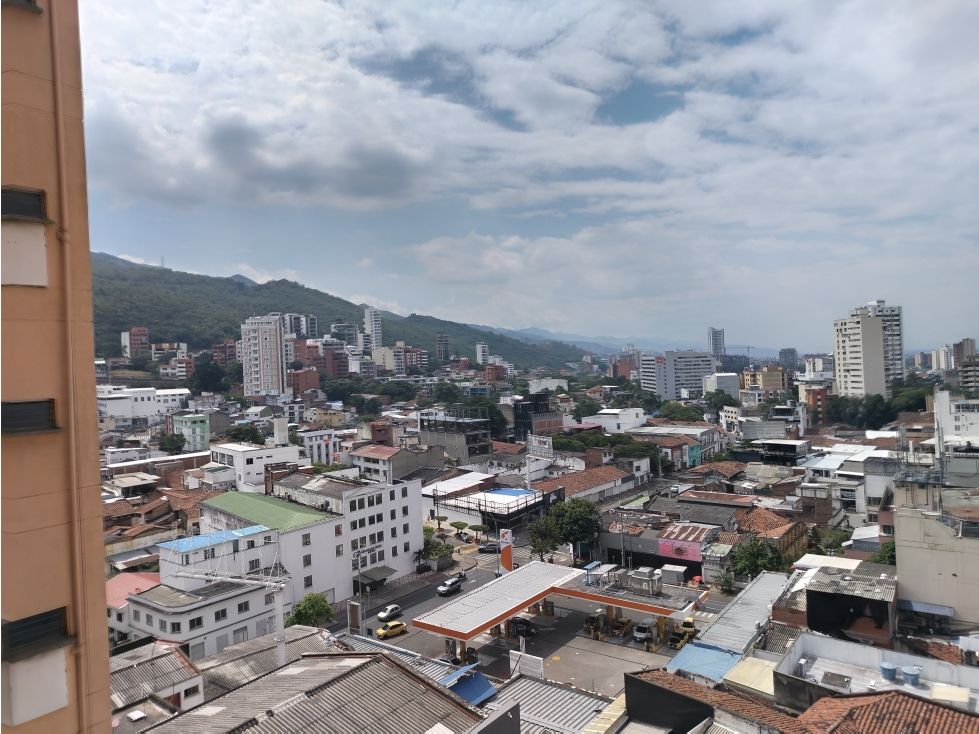 Oficina en arriendo Valle Del Cauca Cali Granada 126 m2 Habitaciones 0 Baños 2 Garajes 1 Precio $3800000