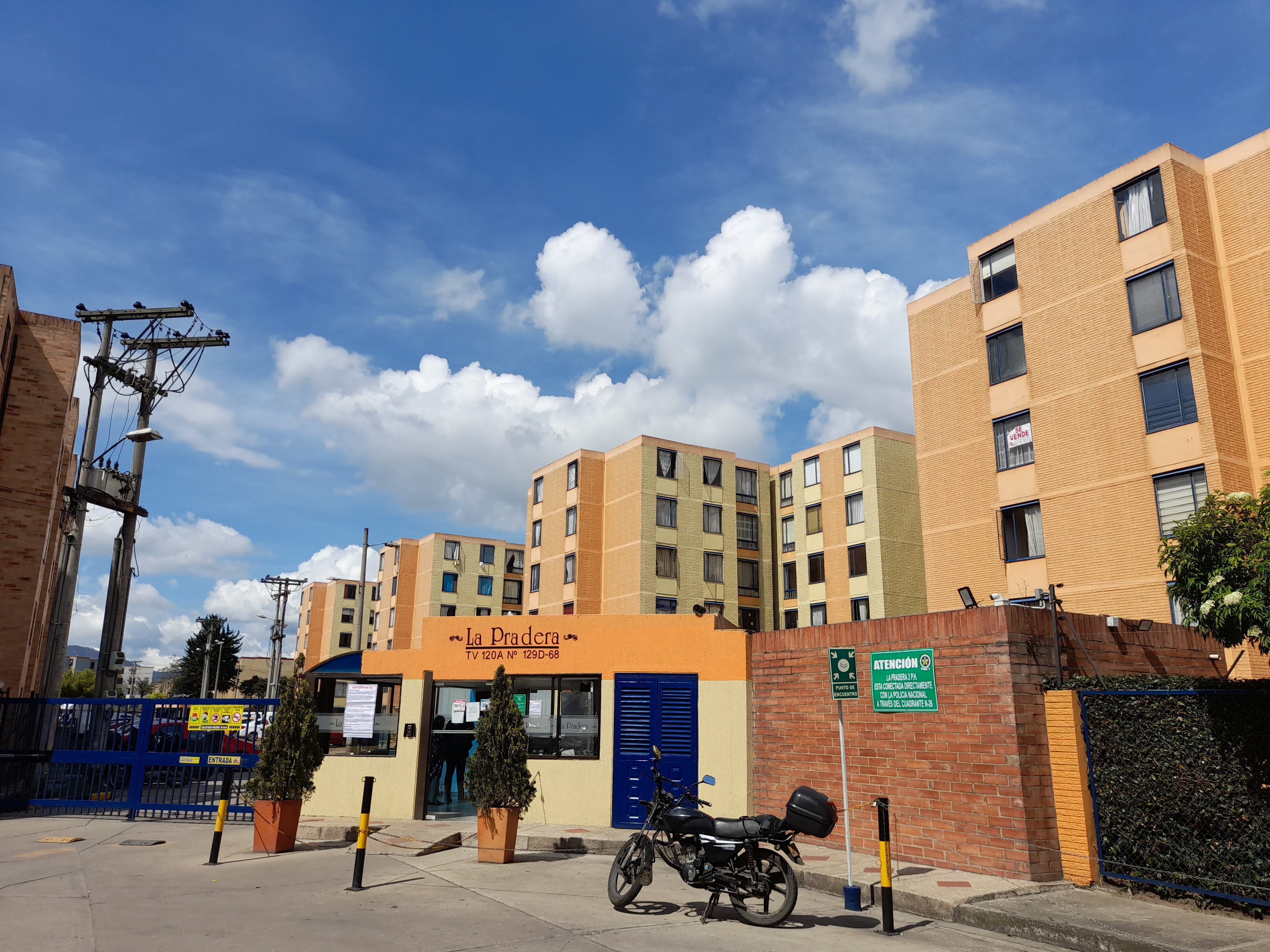 Apartamento en arriendo Cundinamarca Bogotá Cjr La Pradera Ii Etapa 52 m2 Habitaciones 3 Baños 2 Garajes 0 Precio $1200000