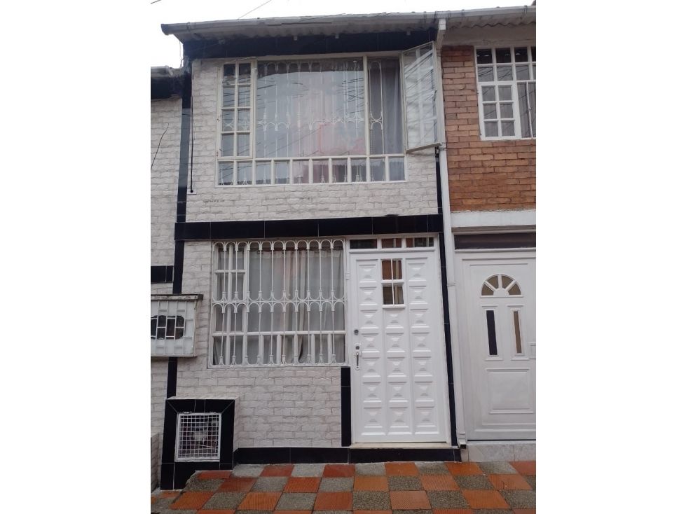 Casa en venta Cundinamarca Bogotá Los Molinos Del Sur 96 m2 Habitaciones 3 Baños 2 Garajes 0 Precio $275000000