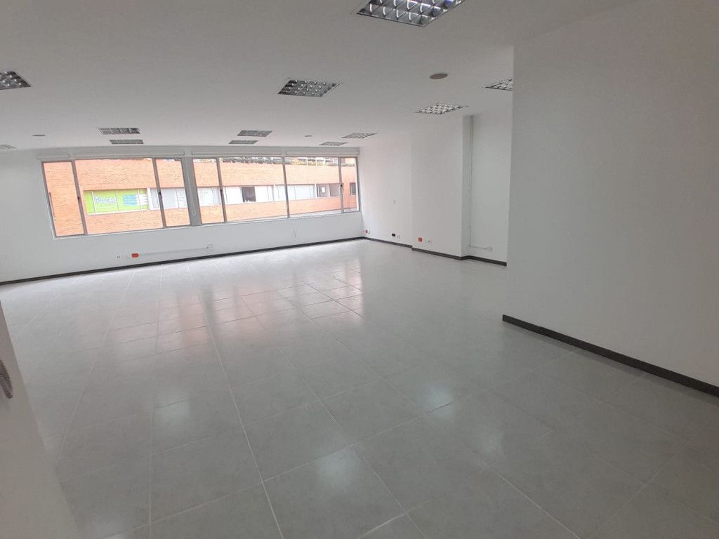 Oficina en arriendo Cundinamarca Bogotá La Magdalena 87 m2 Habitaciones 0 Baños 1 Garajes 2 Precio $4425100