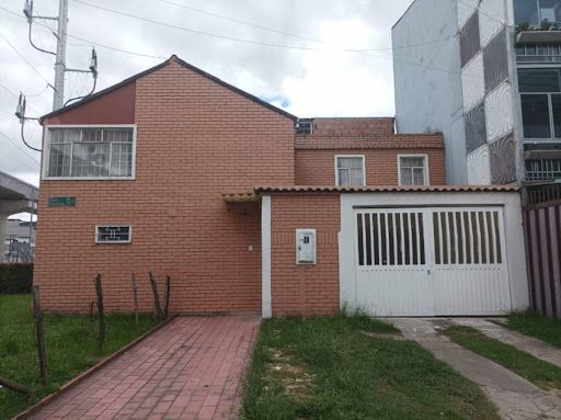 Casa en venta Cundinamarca Bogotá Timiza 93 m2 Habitaciones 4 Baños 2 Garajes 1 Precio $630000000
