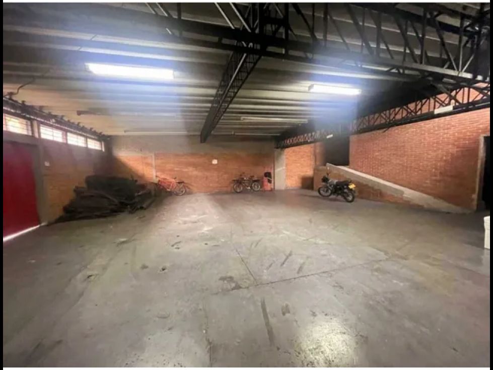 Local en arriendo Cundinamarca Bogotá Chicó Norte 360 m2 Habitaciones 0 Baños 1 Garajes 0 Precio $37000000