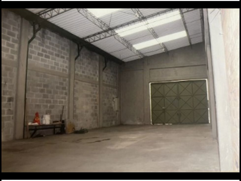 Local en venta Cundinamarca Bogotá La Pepita 386 m2 Habitaciones 0 Baños 1 Garajes 0 Precio $1890000000