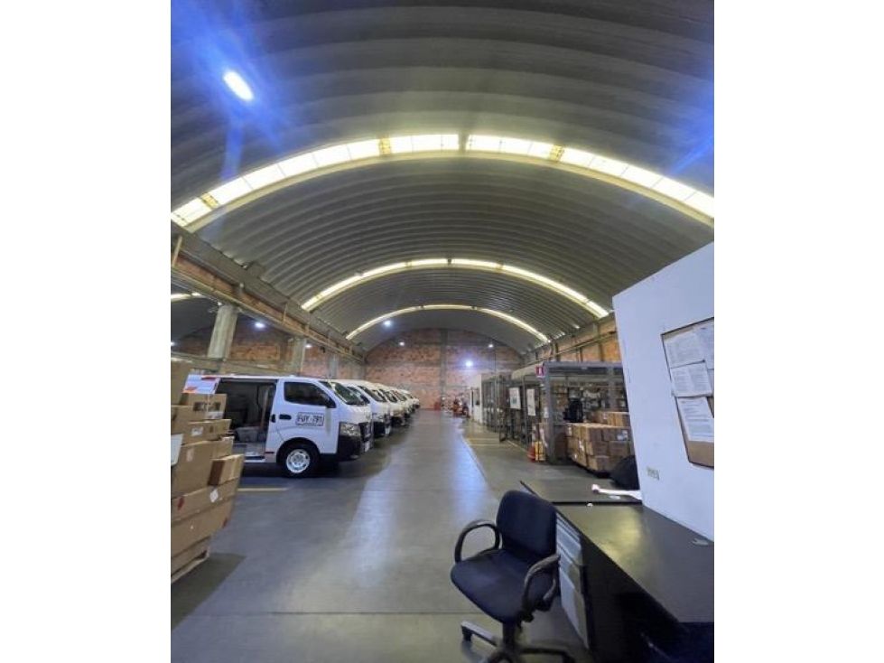 Bodega en arriendo Cundinamarca Bogotá Ciudad Quirigua 1248 m2 Habitaciones 0 Baños 10 Garajes 0 Precio $47294631