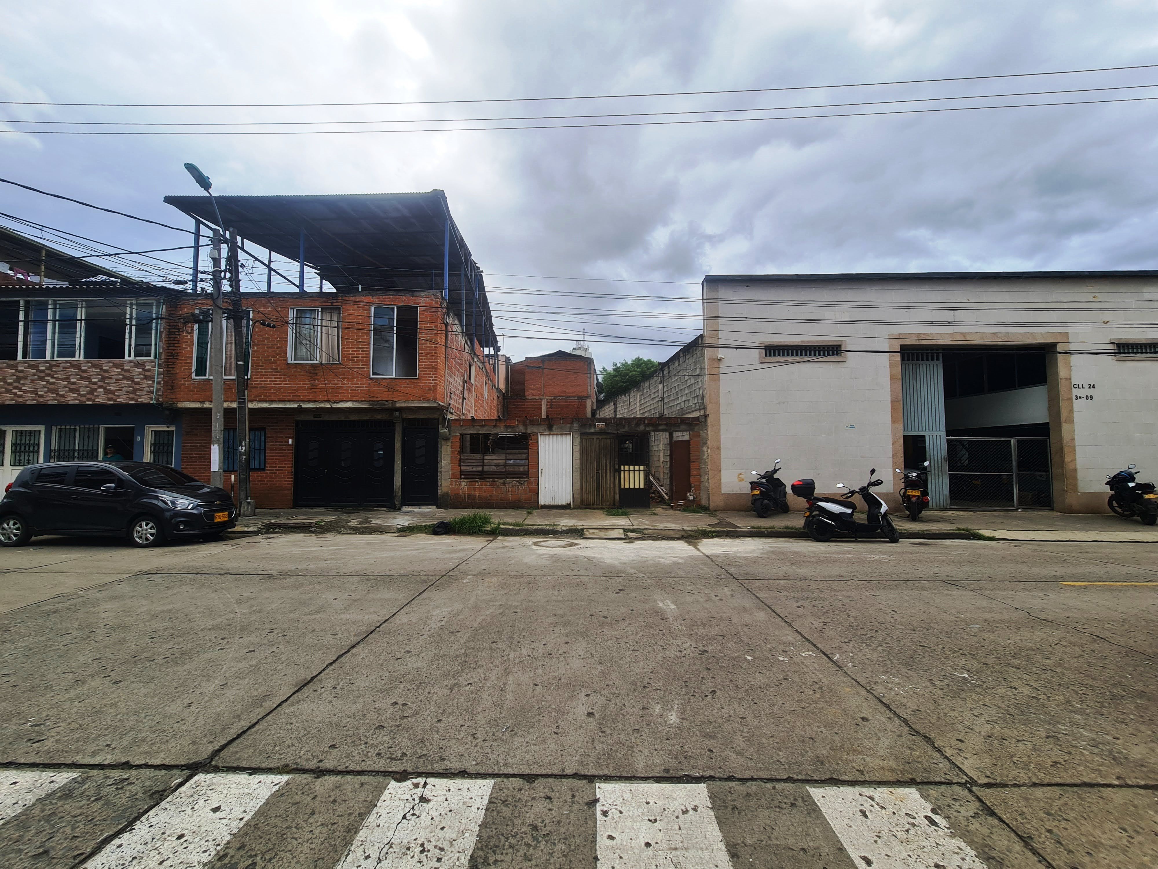 Lote en venta Valle Del Cauca Cali San Vicente 131 m2 Habitaciones 0 Baños 0 Garajes 0 Precio $210000000