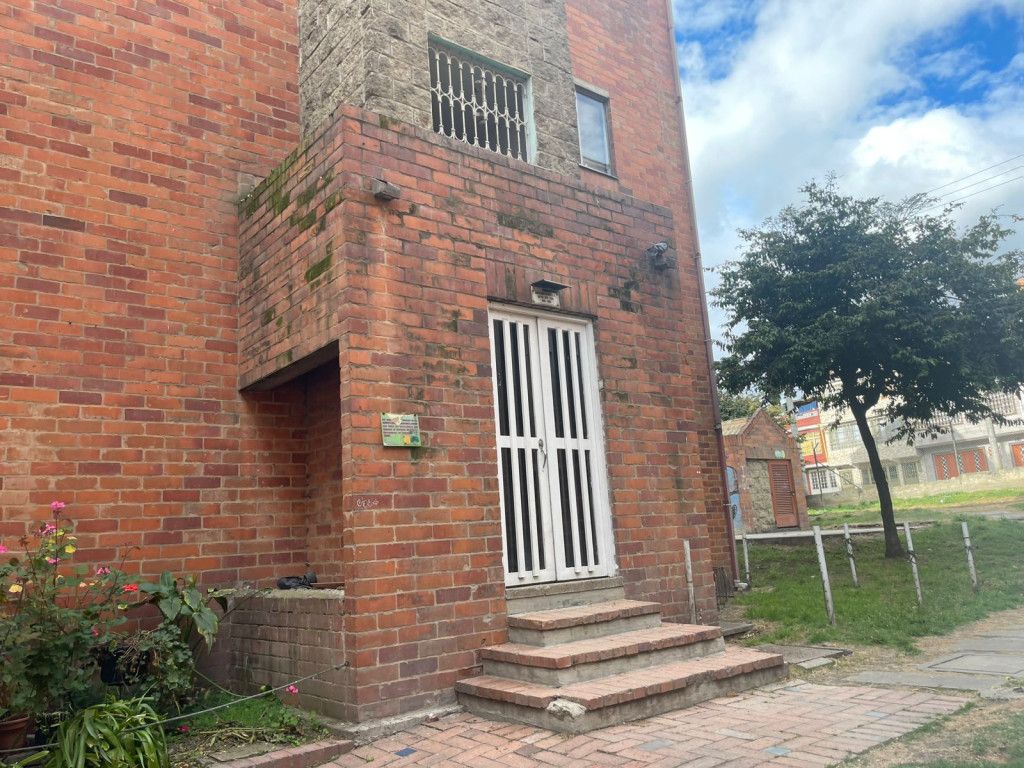 Apartamento en venta Cundinamarca Soacha Br Zona Industrial El Salitre 51 m2 Habitaciones 2 Baños 1 Garajes 0 Precio $160000000