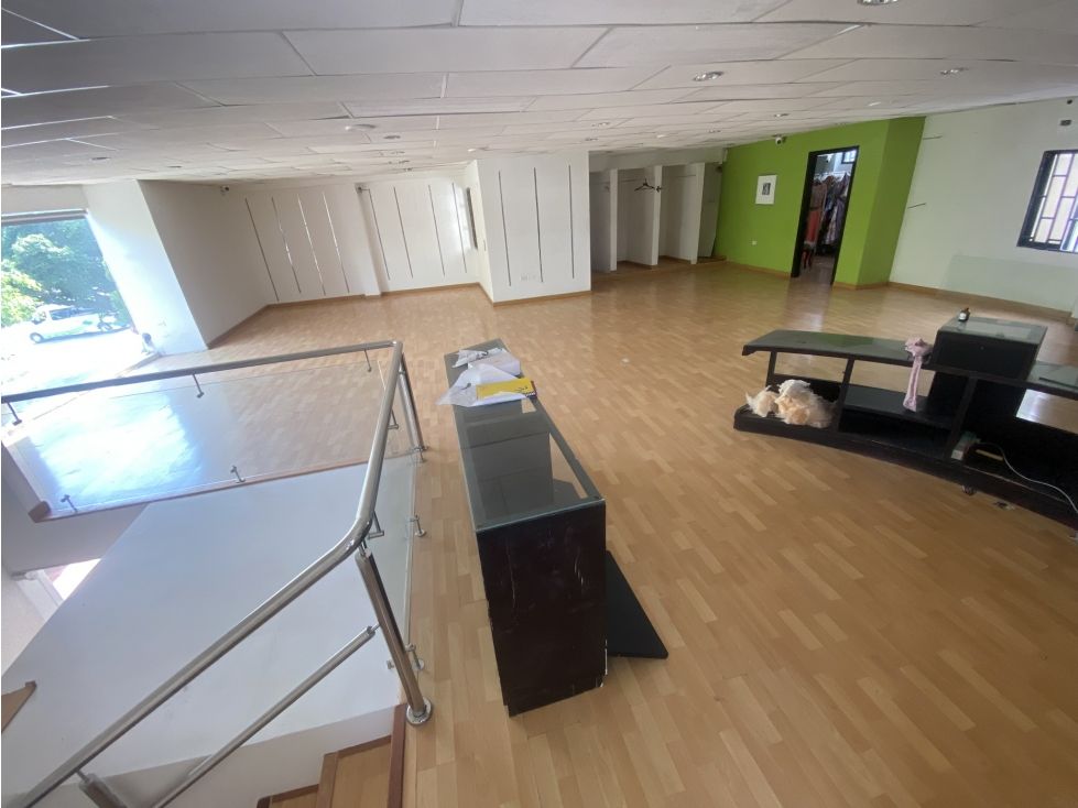 Local en arriendo Atlántico Barranquilla El Poblado 120 m2 Habitaciones 0 Baños 1 Garajes 5 Precio $5000000