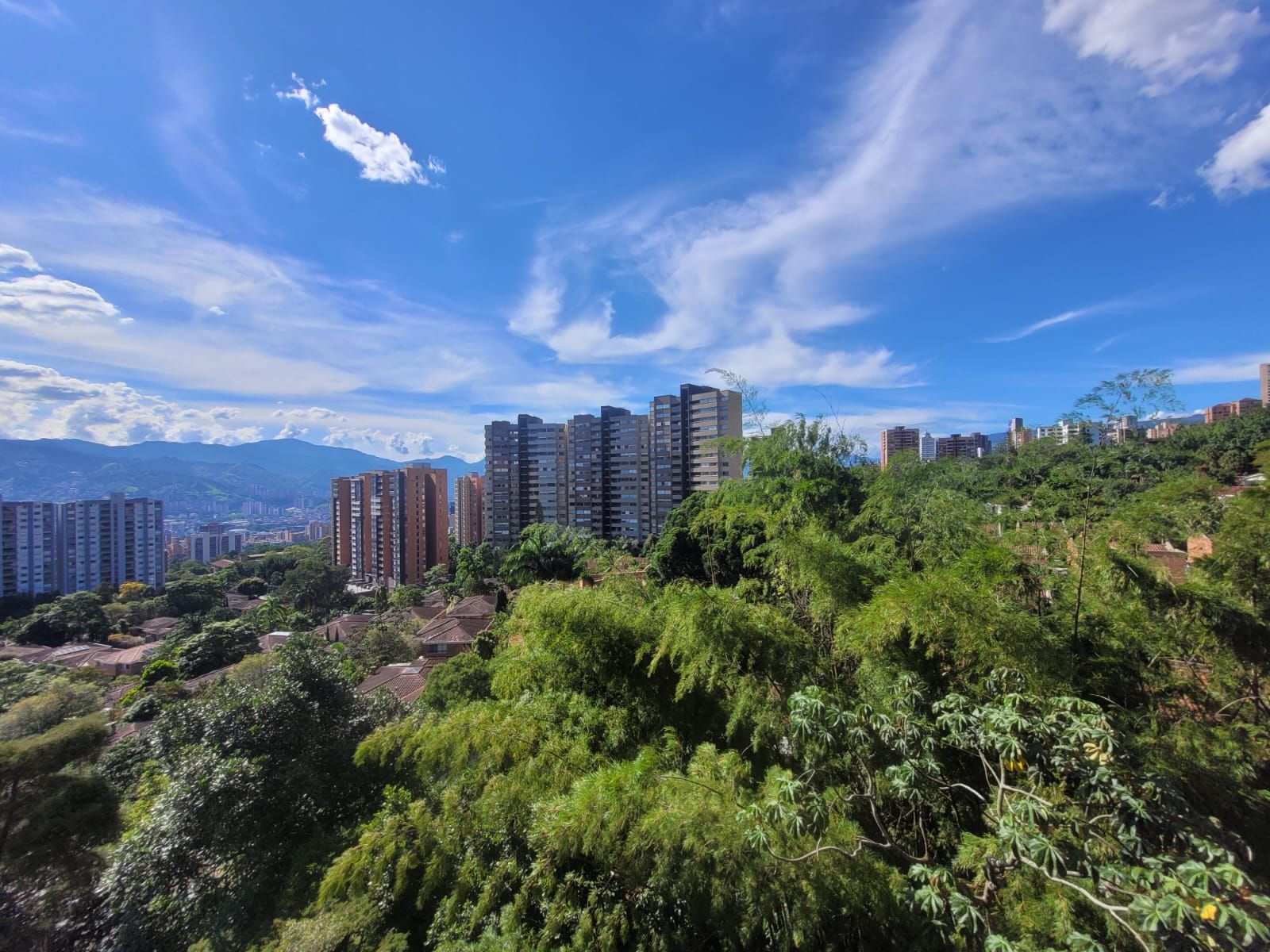 Apartaestudio en arriendo Antioquia Envigado Mont Juic 68 m2 Habitaciones 1 Baños 2 Garajes 0 Precio $3450000