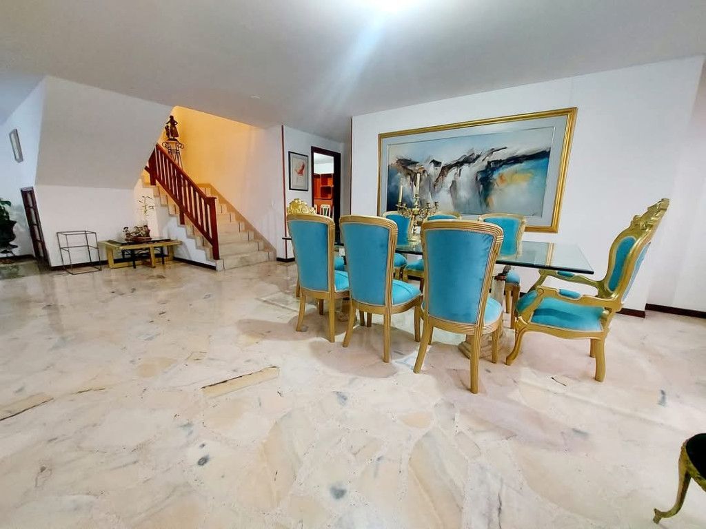 Apartamento en venta Valle Del Cauca Cali Pampa Linda 256 m2 Habitaciones 5 Baños 5 Garajes 3 Precio $780000000