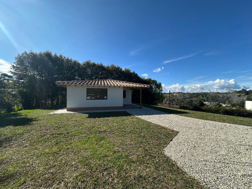 Finca en arriendo Antioquia Rionegro Rionegro 100 m2 Habitaciones 2 Baños 1 Garajes 0 Precio $2700000