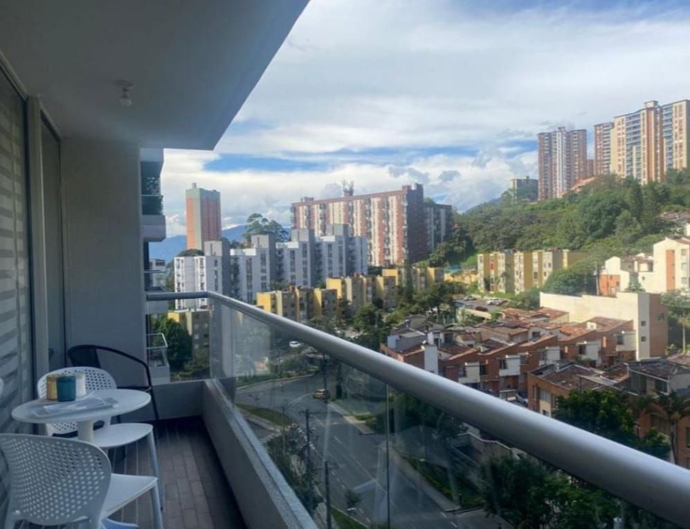 Apartamento en venta Antioquia Medellín Castropol 87 m2 Habitaciones 3 Baños 2 Garajes 2 Precio $730000000