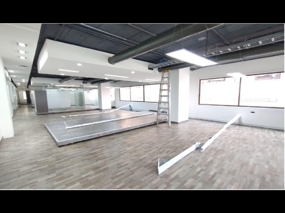 Oficina en arriendo Cundinamarca Bogotá Bogotá 380 m2 Habitaciones 0 Baños 4 Garajes 0 Precio $23820000