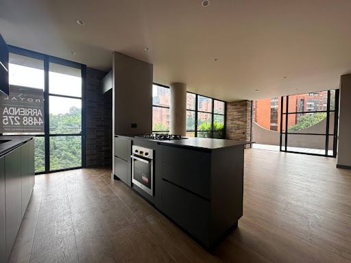 Apartamento en arriendo Antioquia Medellín Castropol 120 m2 Habitaciones 2 Baños 3 Garajes 2 Precio $9000000