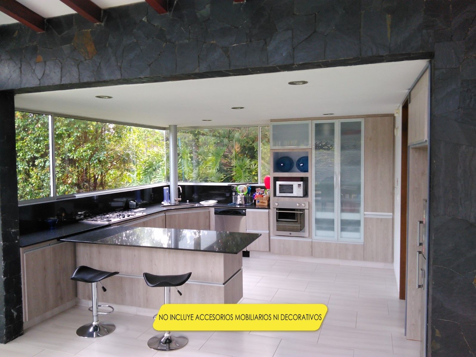 Casa en arriendo Antioquia Envigado Envigado 400 m2 Habitaciones 5 Baños 6 Garajes 6 Precio $15000000