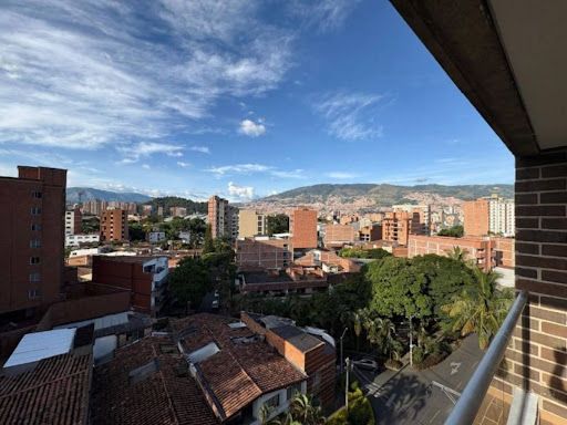 Apartamento en arriendo Antioquia Medellín Florida Nueva 110 m2 Habitaciones 3 Baños 2 Garajes 1 Precio $3000000