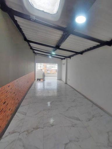 Local en arriendo Cundinamarca Mosquera Mosquera 63 m2 Habitaciones 0 Baños 1 Garajes 0 Precio $3800000