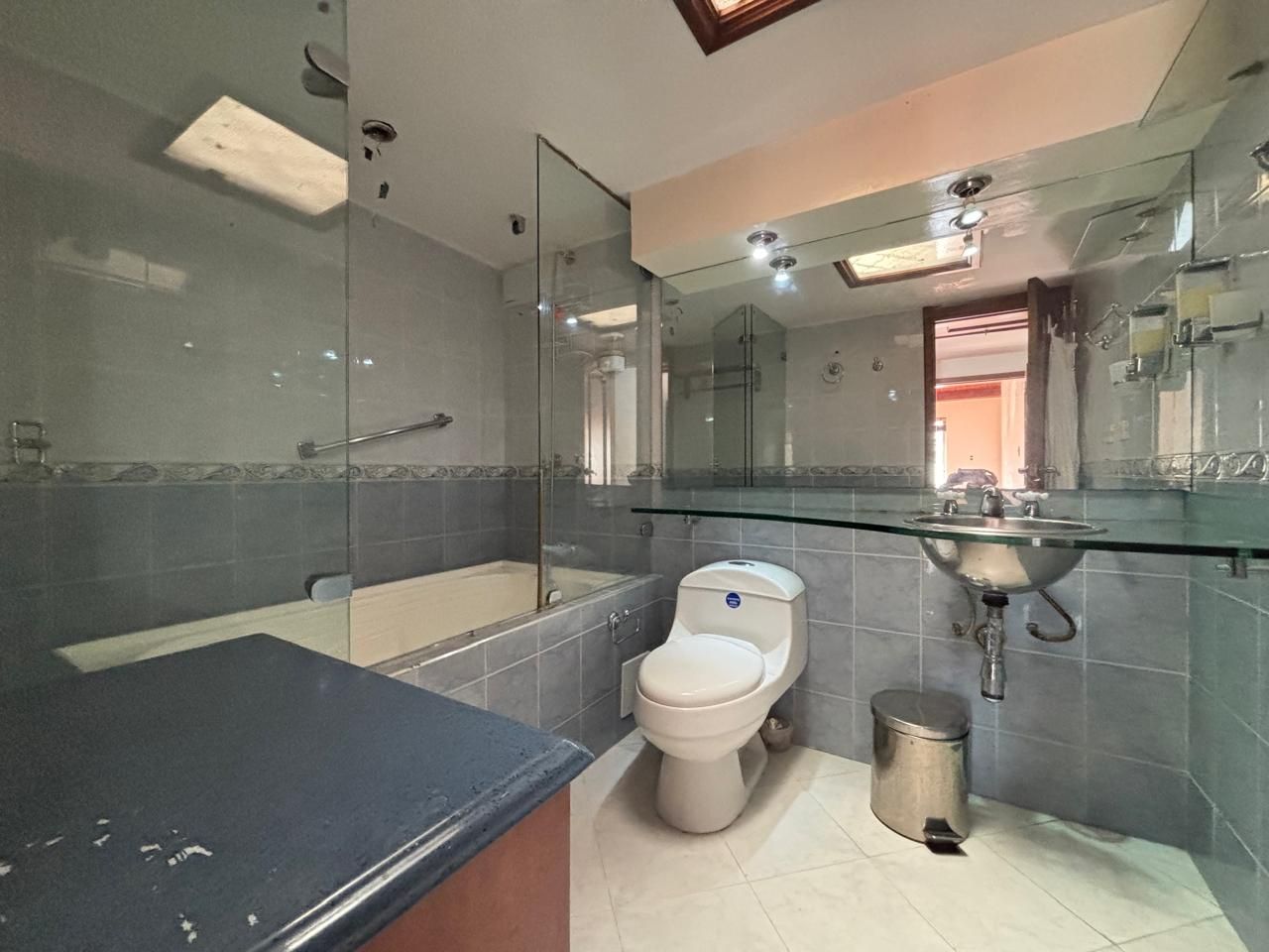 Casa en venta Cundinamarca Bogotá Prado Veraniego Sur 330 m2 Habitaciones 6 Baños 5 Garajes 3 Precio $1200000000