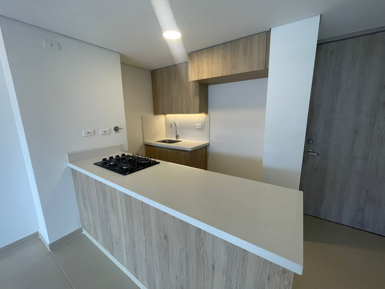 Apartamento en arriendo Antioquia Rionegro San Antonio 77 m2 Habitaciones 2 Baños 2 Garajes 1 Precio $3000000