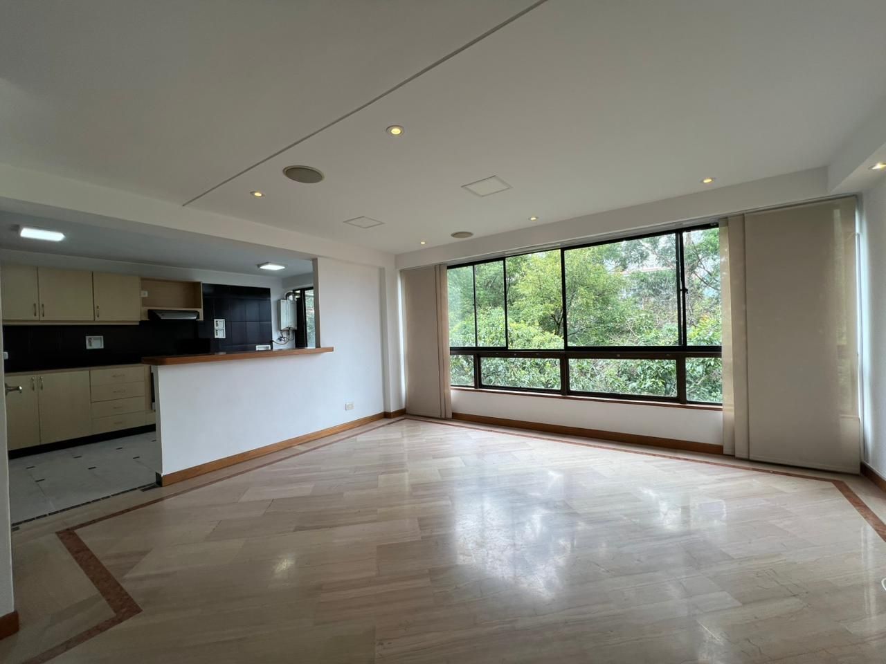 Apartamento en arriendo Antioquia Medellín La Linde 120 m2 Habitaciones 3 Baños 3 Garajes 1 Precio $4750000