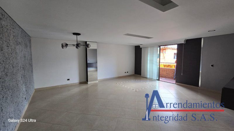 Apartamento en venta Antioquia Medellín Diego Echavarria 120 m2 Habitaciones 3 Baños 2 Garajes 1 Precio $500000000