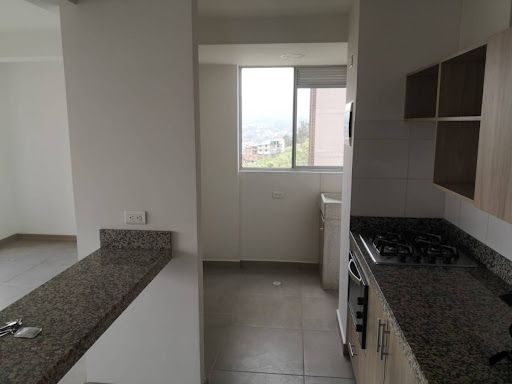 Apartamento en arriendo Antioquia Medellín Santa Rosa De Lima 78 m2 Habitaciones 3 Baños 2 Garajes 1 Precio $2850000