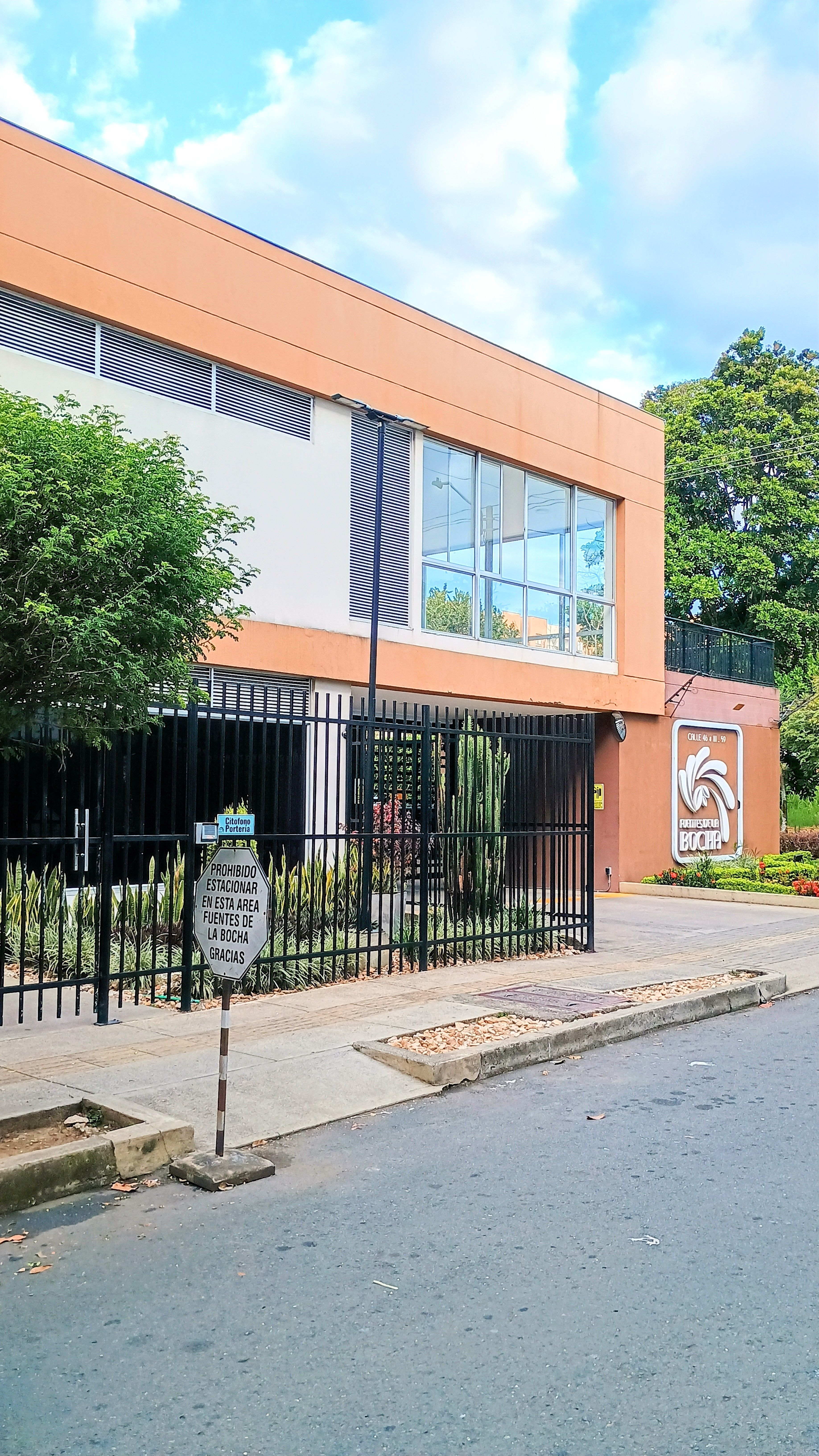 Apartamento en arriendo Valle Del Cauca Cali Conjunto Residencial Fuentes De La Bocha 71 m2 Habitaciones 2 Baños 2 Garajes 1 Precio $1300000